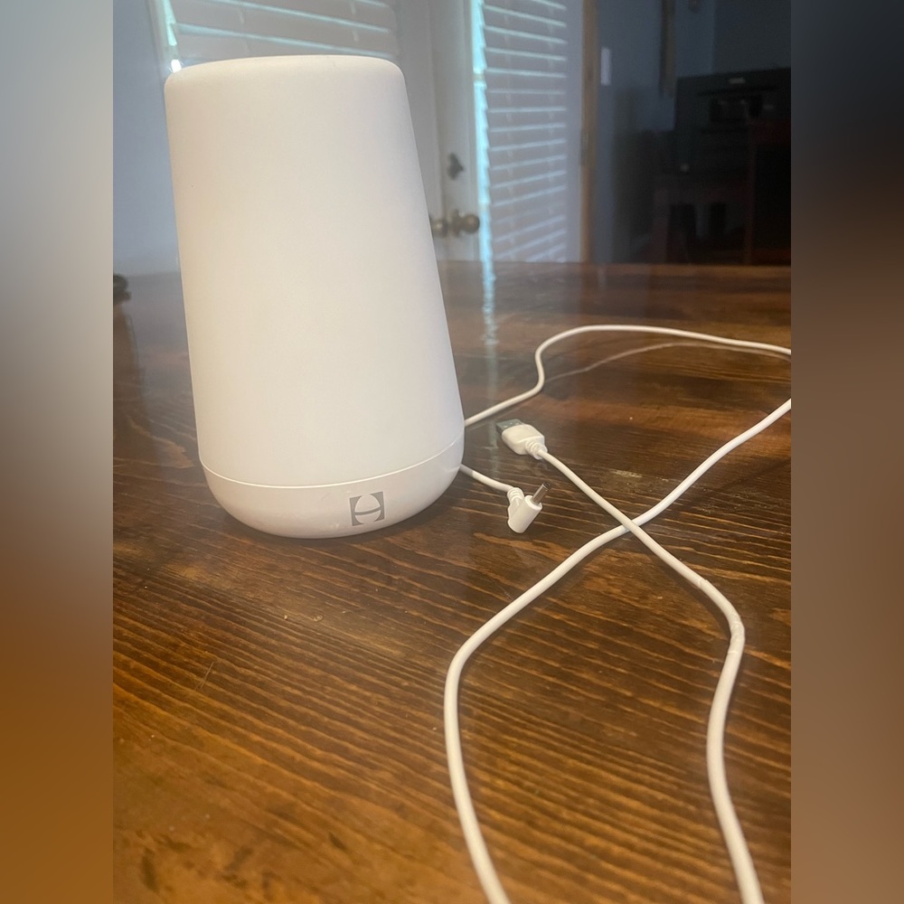 Hatch baby rest sound machine and night light.
